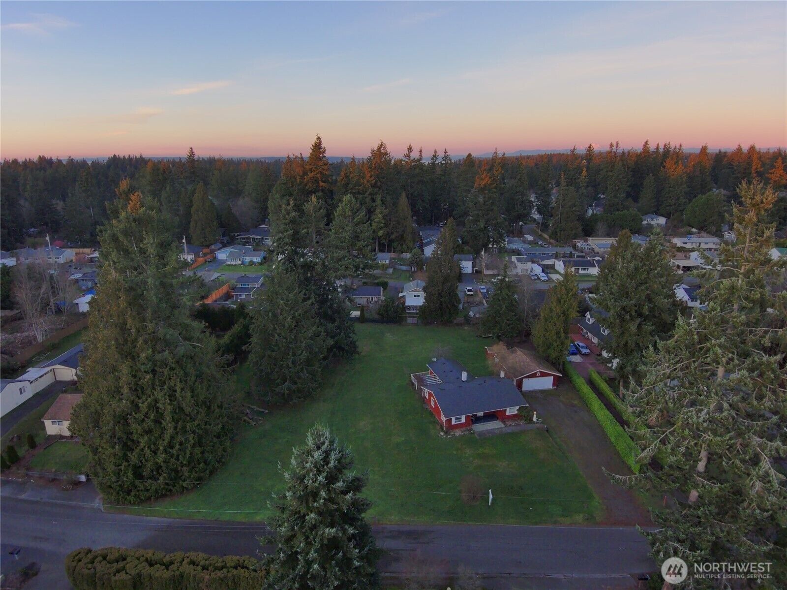 Property Photo:  7707  203rd Street SW  WA 98026 