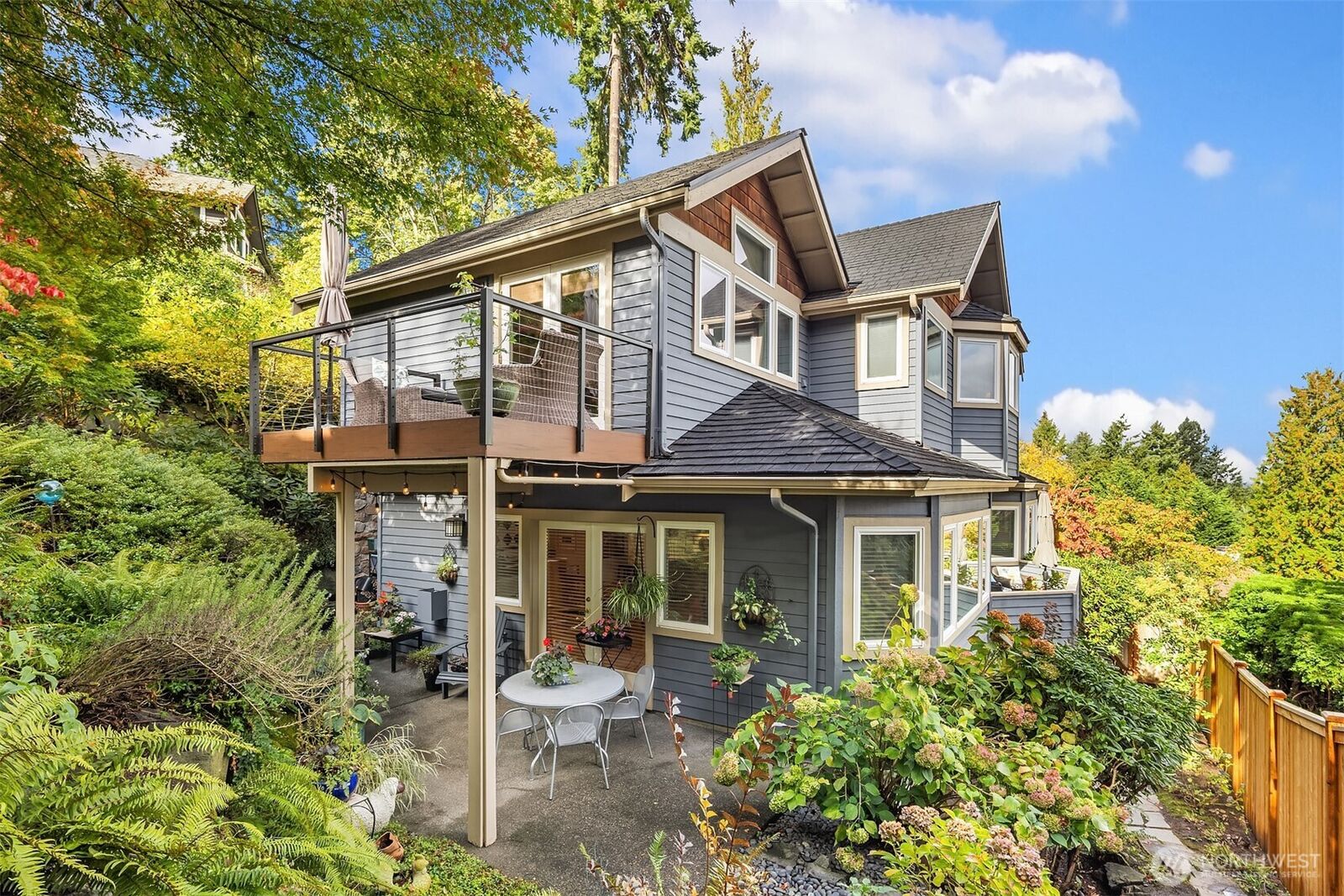 Property Photo:  4411 NE 90th Street  WA 98115 