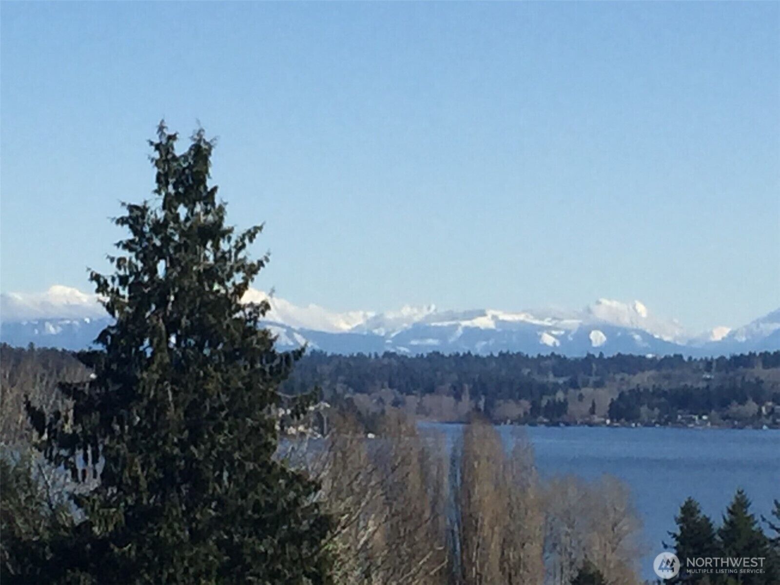 Property Photo: 4411 NE 90th Street WA 98115
