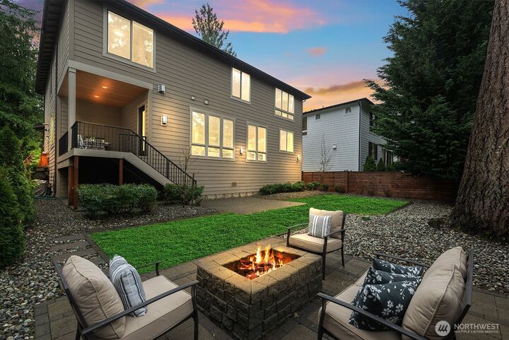 Property Photo:  22250 NE 3rd Court  WA 98074 