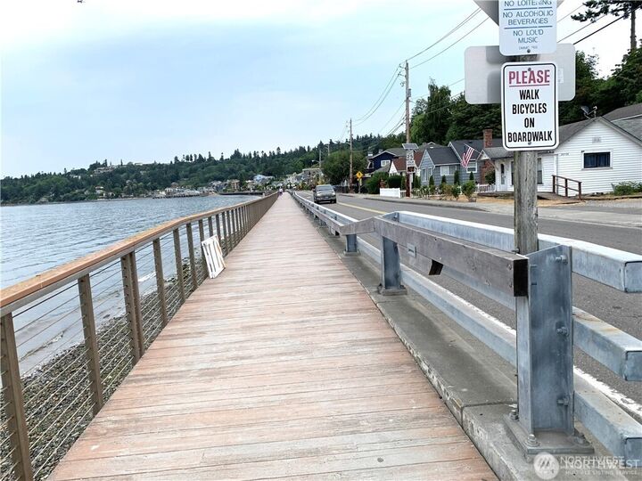 Property Photo:  29020  1st Avenue S 17  WA 98198 