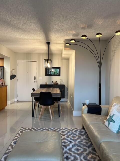 Property Photo:  1830 Embassy Drive 123  FL 33401 