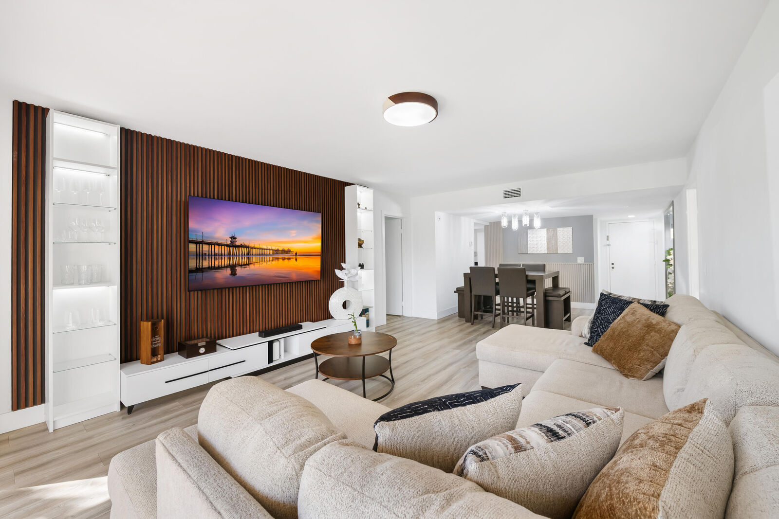 Property Photo: 491 Racquet Club Road Unit 106 FL 33326