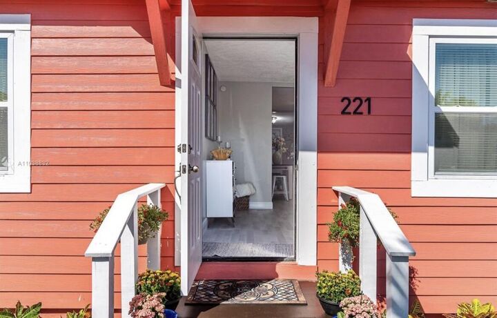 Property Photo:  221 S C Street A  FL 33460 