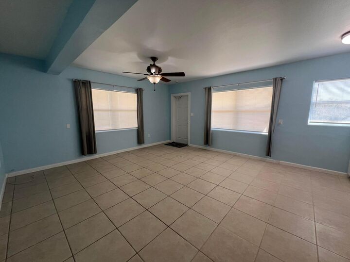 Property Photo:  708 Avenue I A  FL 34950 
