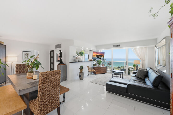 Property Photo:  2715 N Ocean Boulevard Ph D  FL 33308 