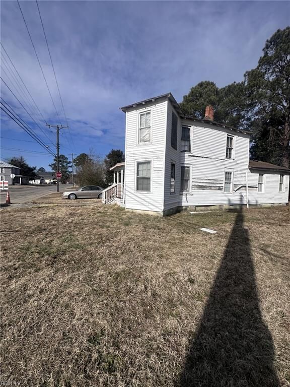 Property Photo: 730 Brook Ave VA 23434