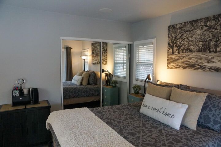 Property Photo:  1524 Jasmine Street B  CA 94402 