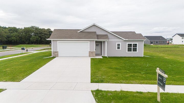 Property Photo:  3801 N Woodbury Lane  WI 53545 
