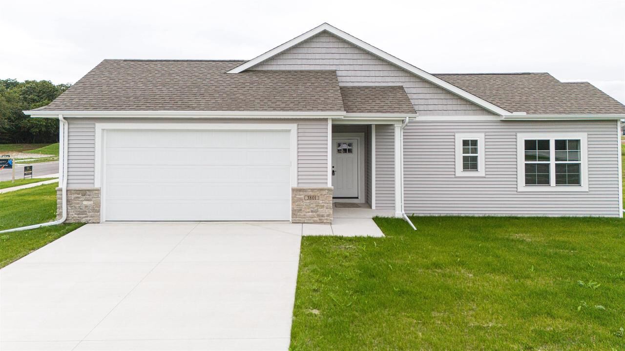Property Photo: 3801 N Woodbury Lane WI 53545