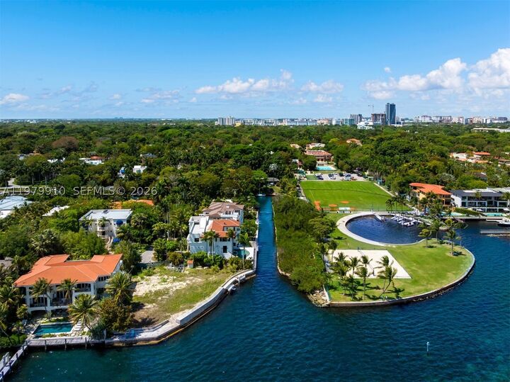Property Photo: 3373 Poinciana Ave FL 33133