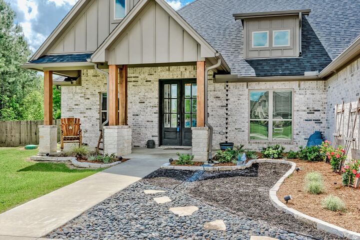 Property Photo:  12110 Woodland Dr  TX 77705 