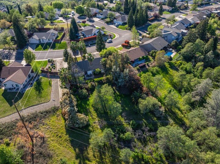 Property Photo: 1119 River Ridge Drive CA 96003