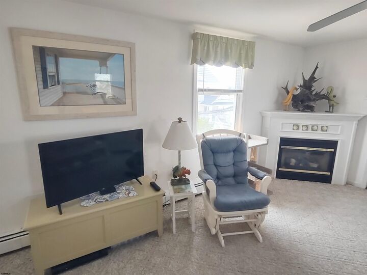 Property Photo:  131 Central Ave 6  NJ 08226 