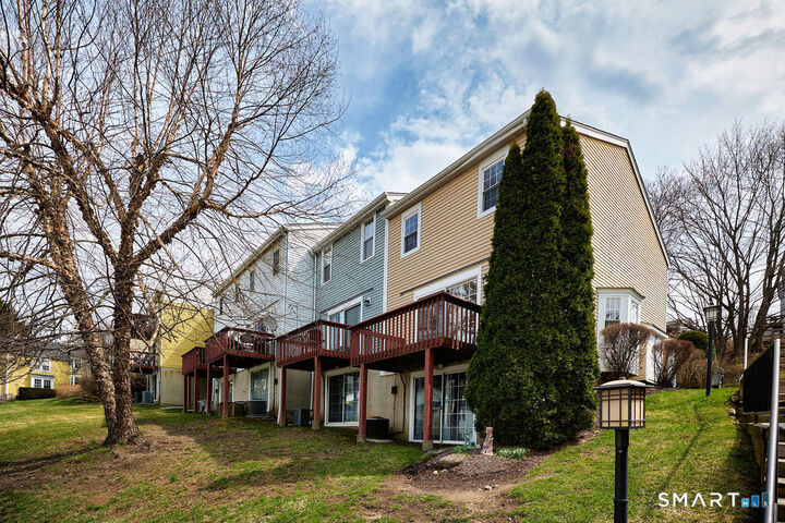 Property Photo:  97-99 Park Avenue 40  CT 06810 