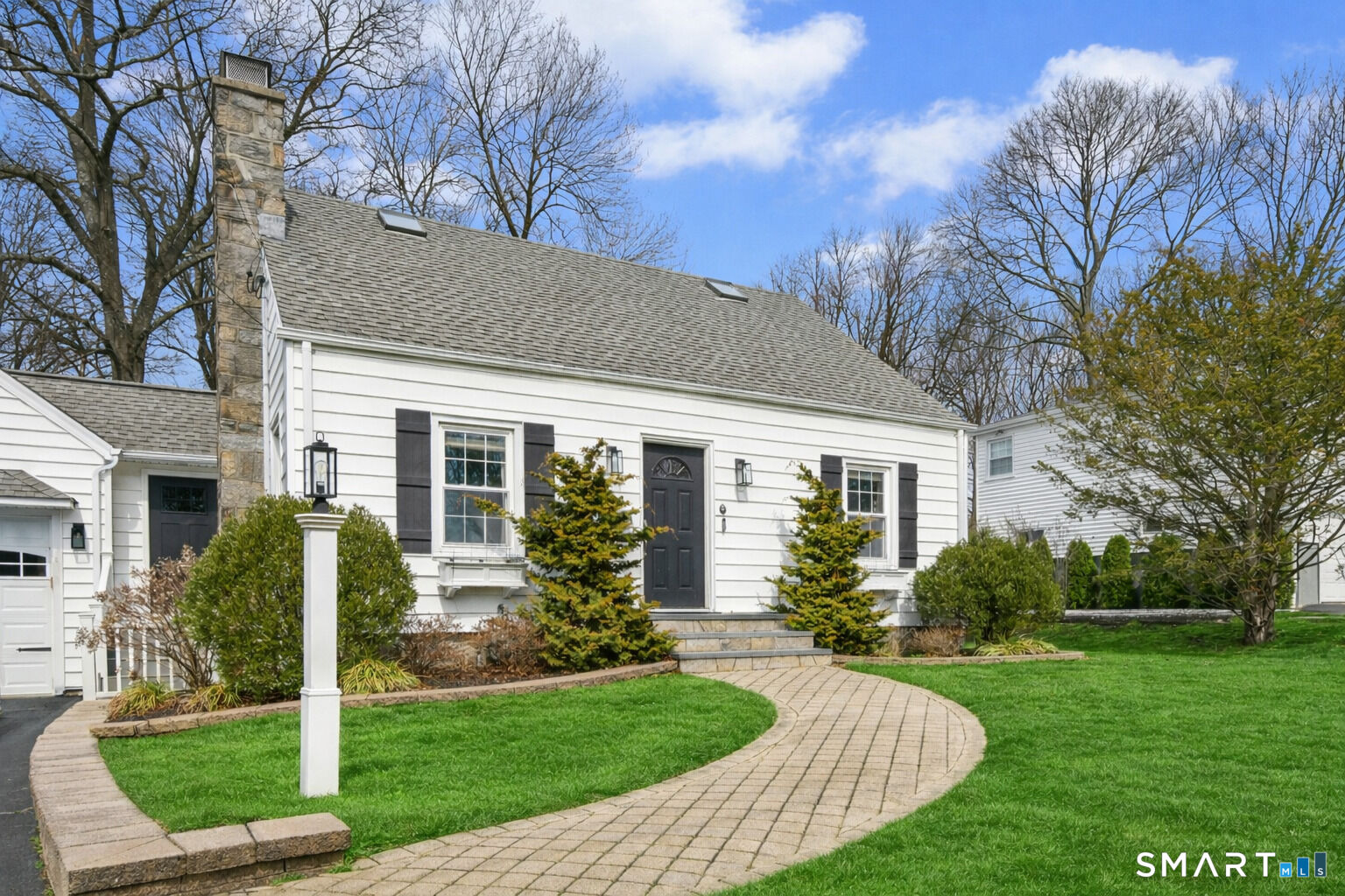 Property Photo:  134 Killian Avenue  CT 06611 