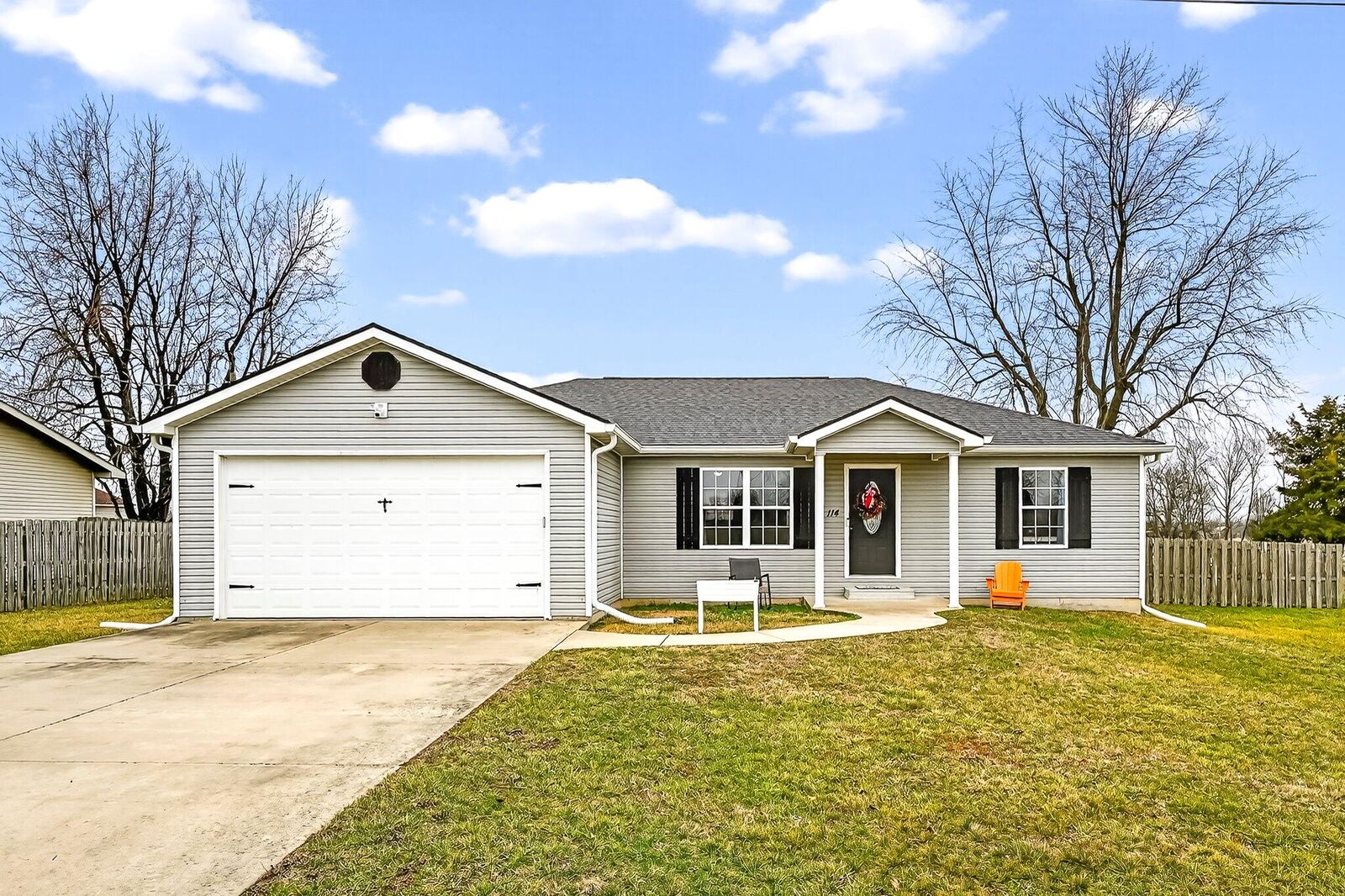 Property Photo:  114 E South Street  MO 65746 