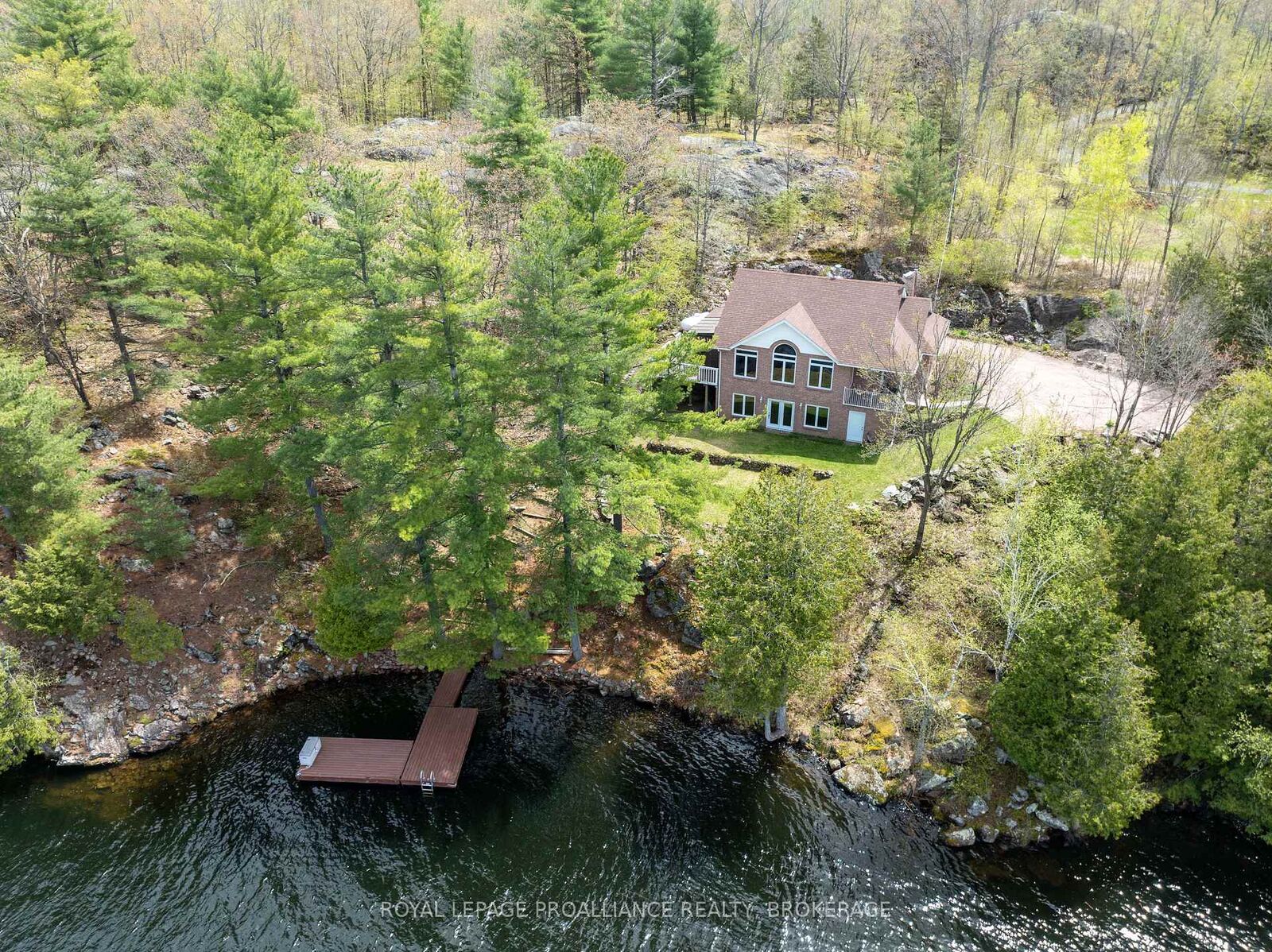 Property Photo: 1133 Sassy Tree Lane ON K0H 1W0