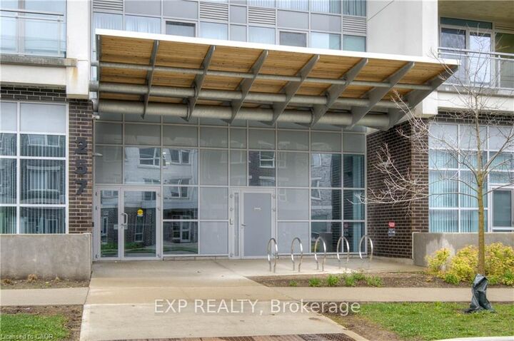 Property Photo: 257 Hemlock Street 607 ON N2L 3R4