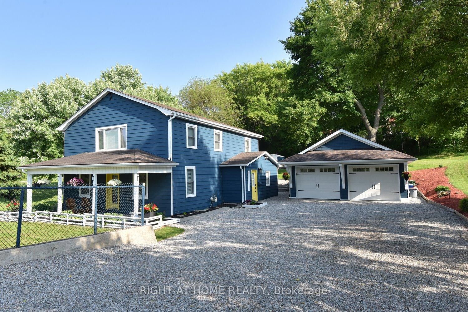 Property Photo: 2030 Governors Road ON L0R 1J0