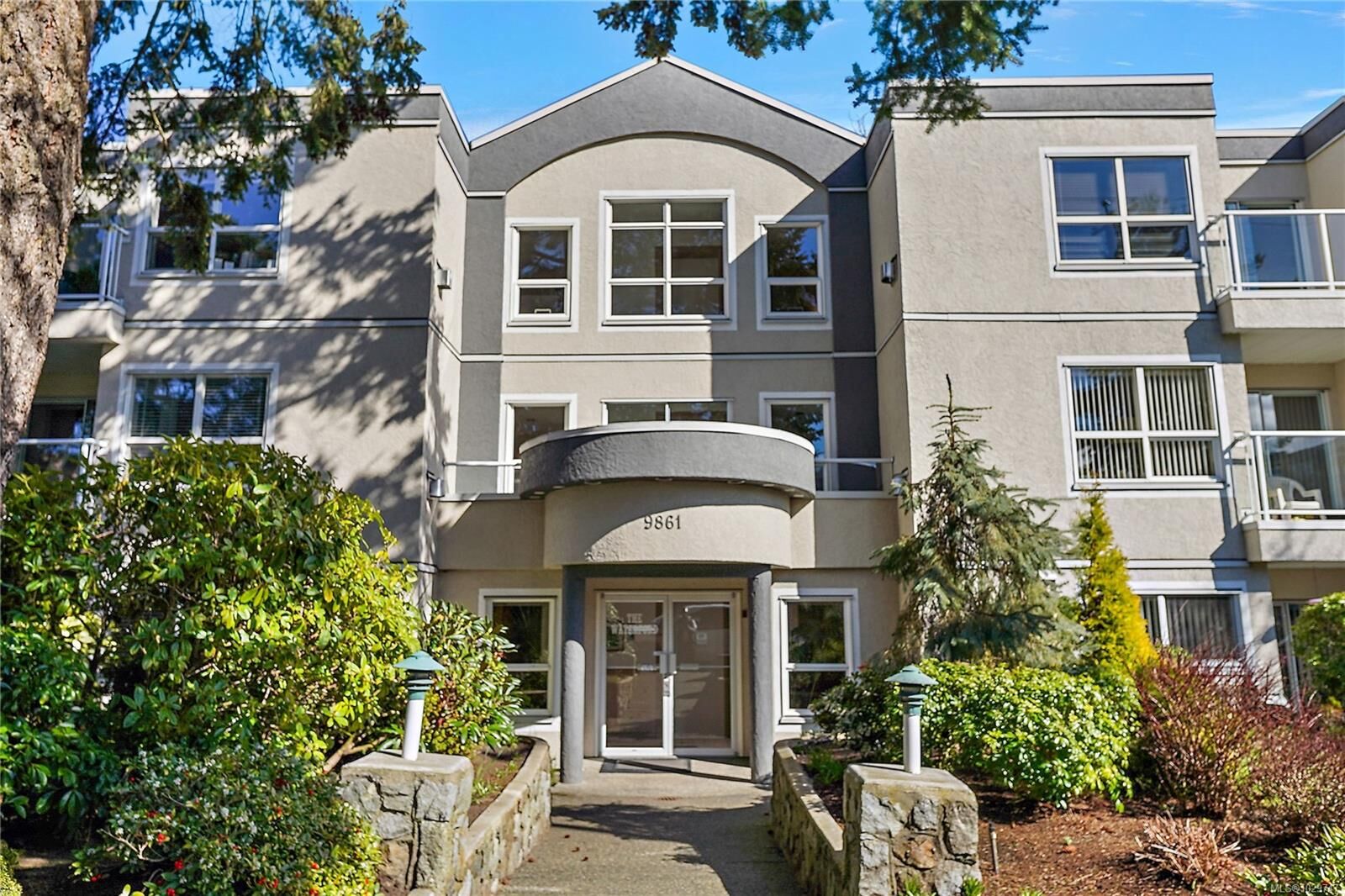 Property Photo:  9861 Fifth St 305  BC V8L 2X5 