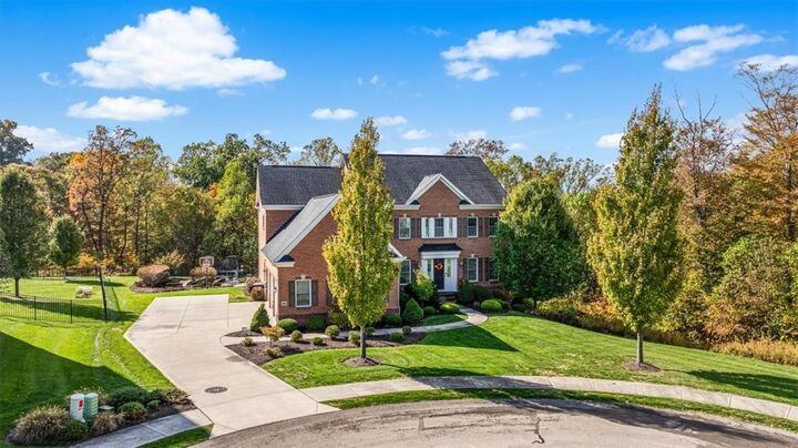 Property Photo:  204 Durrow Ct  PA 16046 