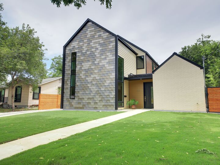 Property Photo: 1310 Cullen Avenue TX 78757
