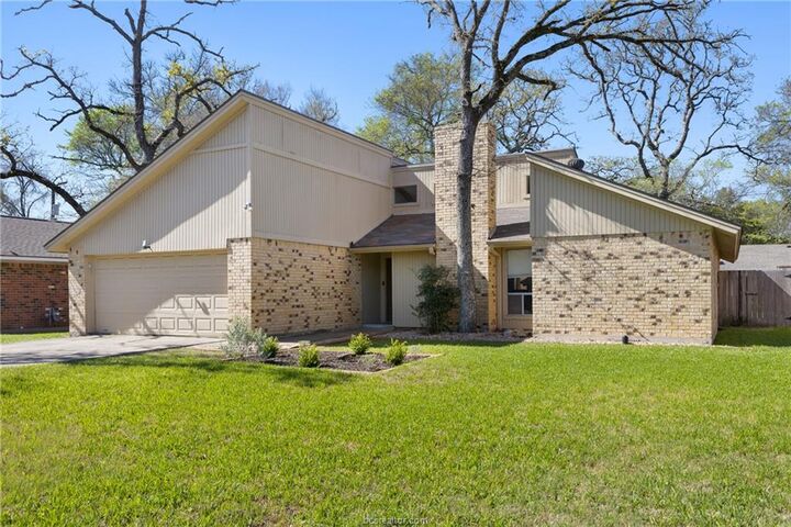 Property Photo: 3204 Heatherwood Drive TX 77801