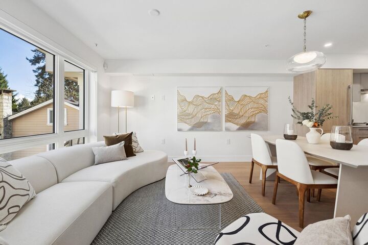 Property Photo: 578 W 24 Avenue 202 BC V5Z 2B4