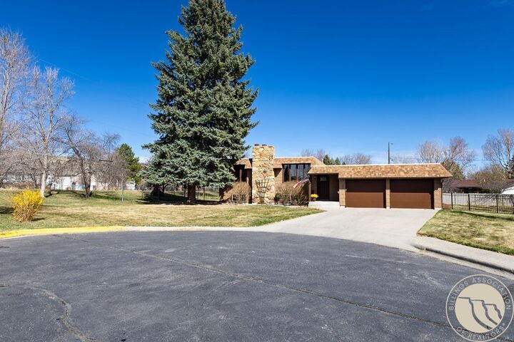 Property Photo:  2025 Plaza Drive  MT 59102 