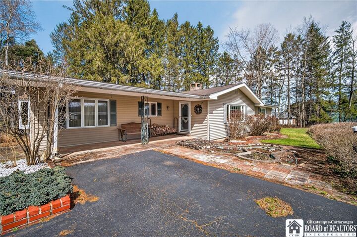 Property Photo:  1309 Forest Avenue Extension  NY 14701 