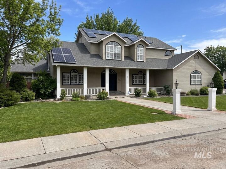 Property Photo:  480 E 21st N  ID 83647 