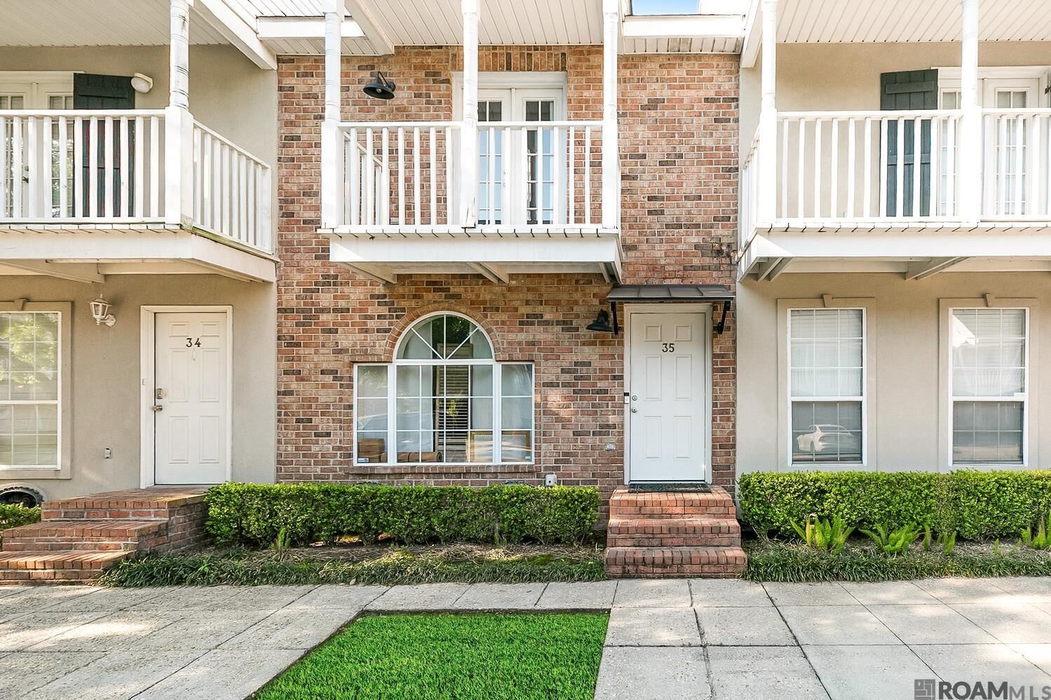 Property Photo: 2210 Christian St #35 LA 70808