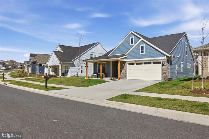 Property Photo: 123 Cowbird Street VA 22630