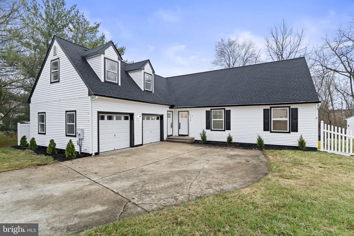 Property Photo:  115 Bradley  NJ 08021 