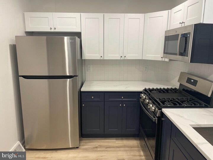 Property Photo:  105 Breslin Avenue  NJ 08033 