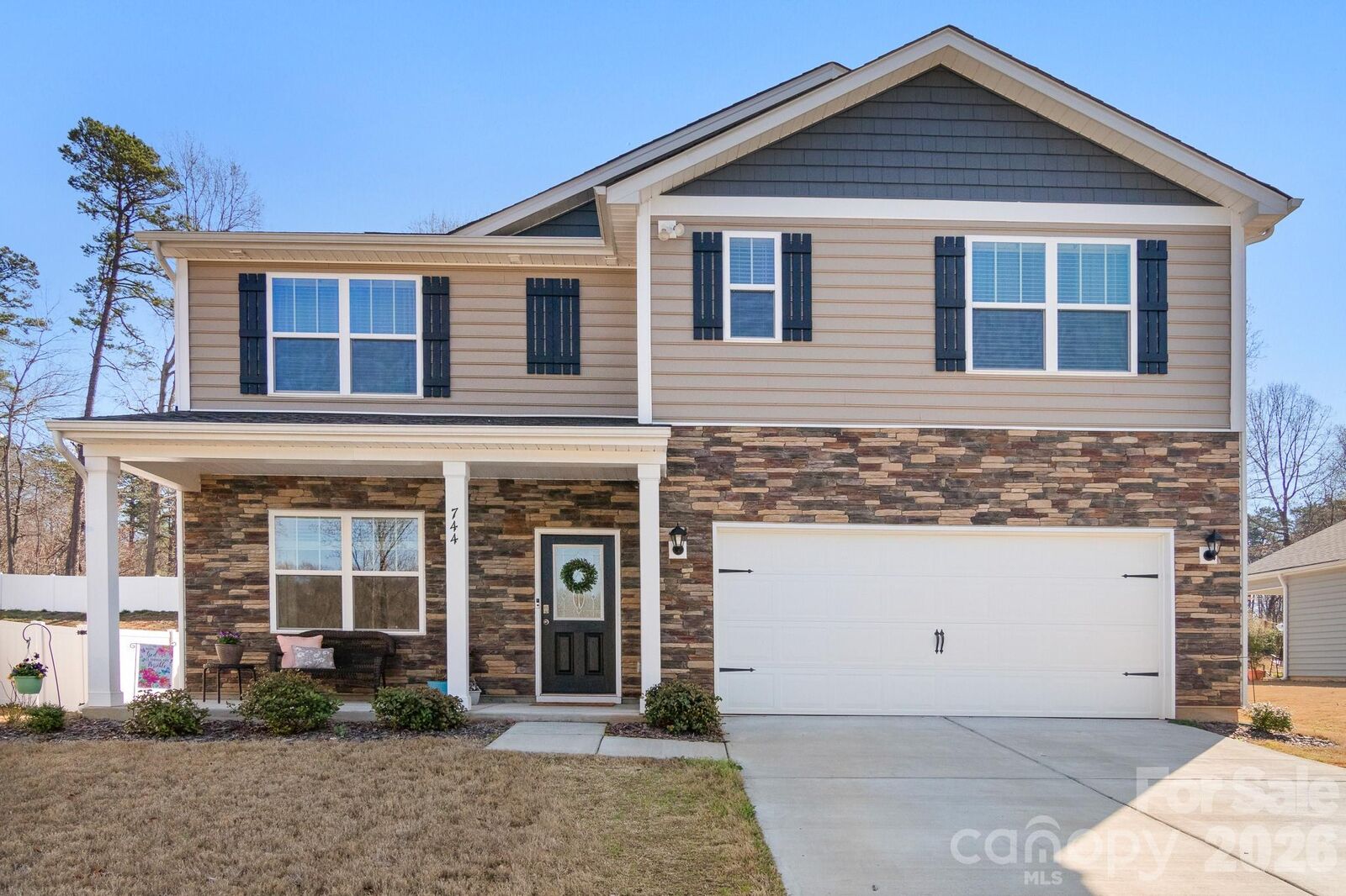 Property Photo:  744 Saddlebred Lane  NC 28097 