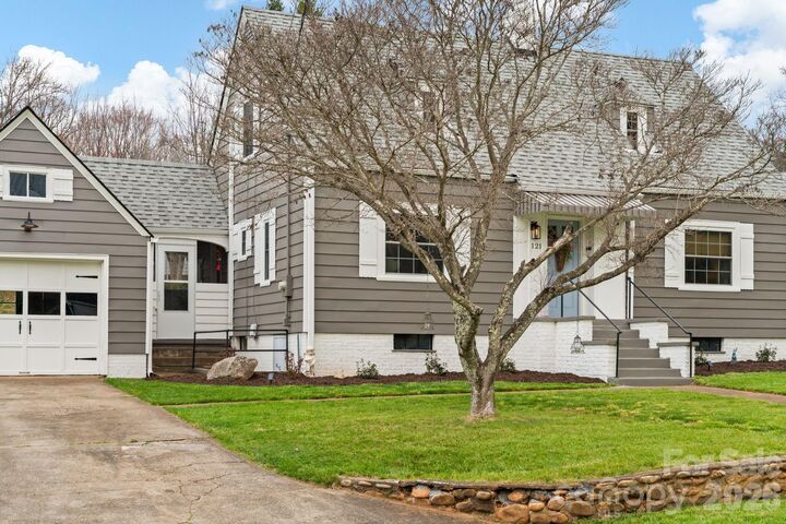 Property Photo:  121 Johnson Street  NC 28716 