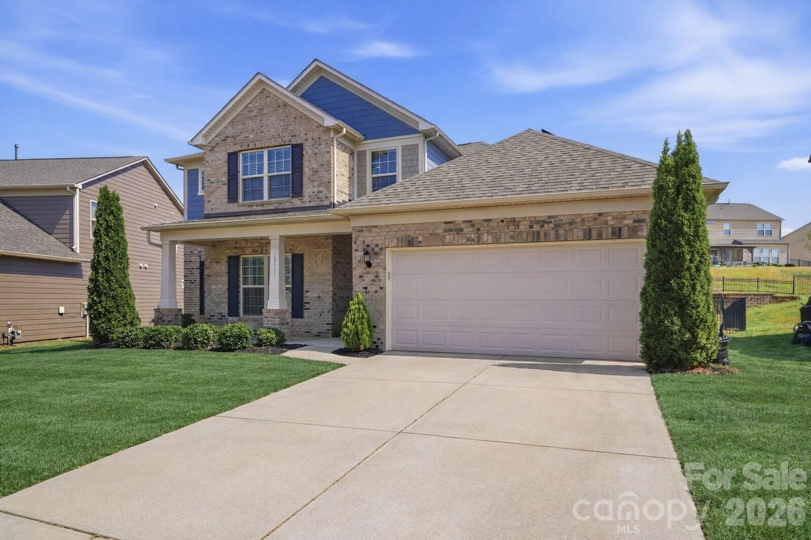 Property Photo:  10511 Honeyfur Court  NC 28278 