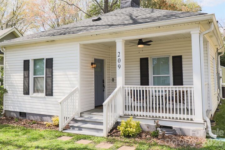 Property Photo:  209 Columbia Avenue  SC 29730 