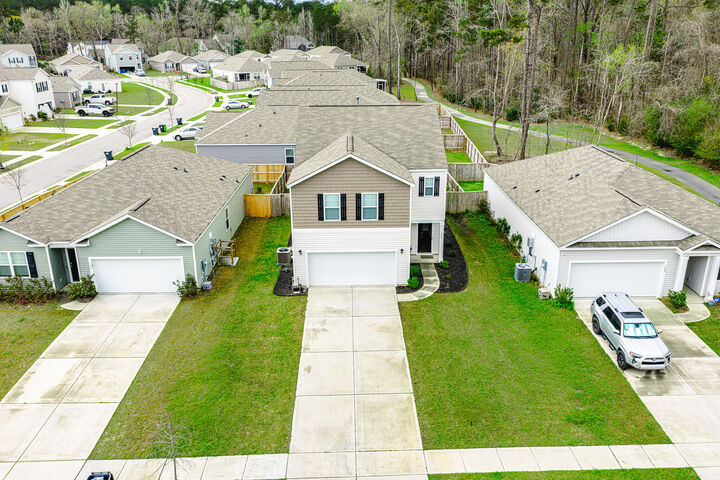Property Photo:  104 Cloverleaf Street  SC 29483 