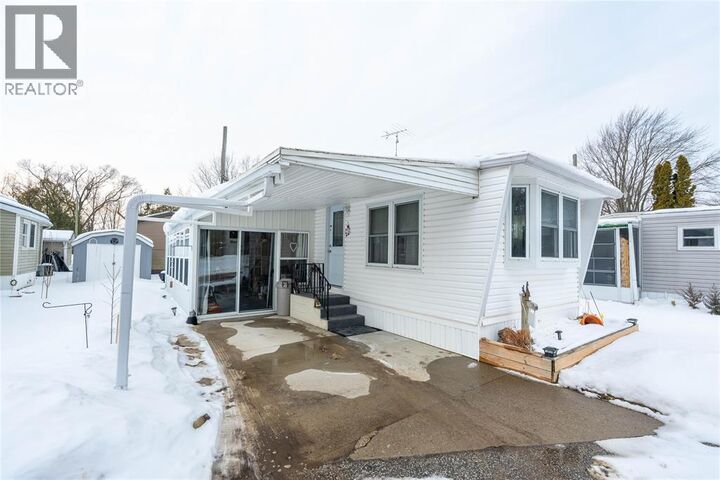 Property Photo:  1940 London Line 31  ON N7W 1B5 