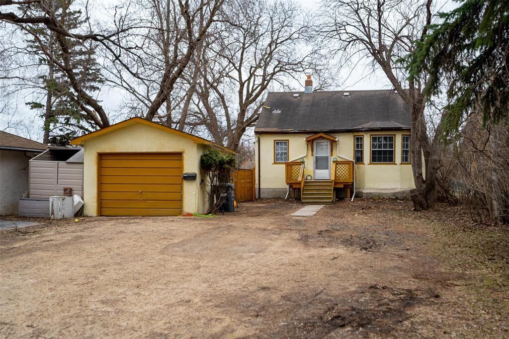 Photo de la propriété:  862 Crescent Drive  MB R3T 1X2 