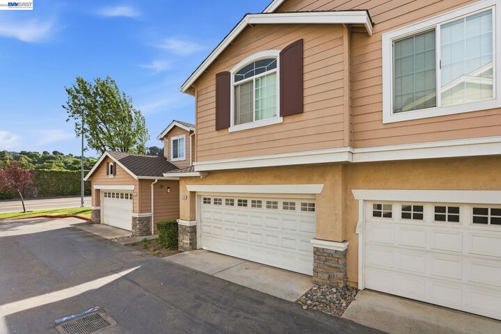 Property Photo: 7318 Bower Ln CA 94568