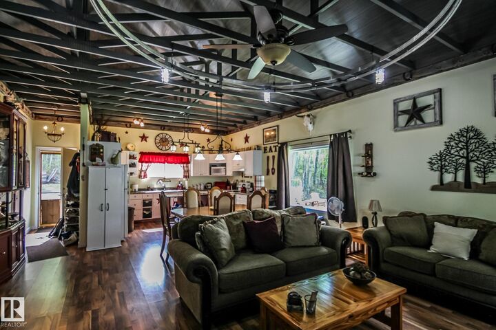 Property Photo:  116 58532 Rng Rd 113  AB T0A 3A0 