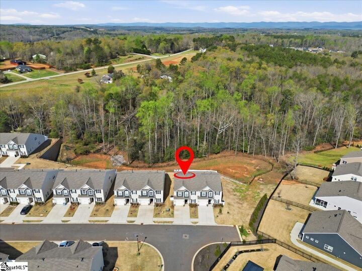 Property Photo: 213 Backstay Lane SC 29687