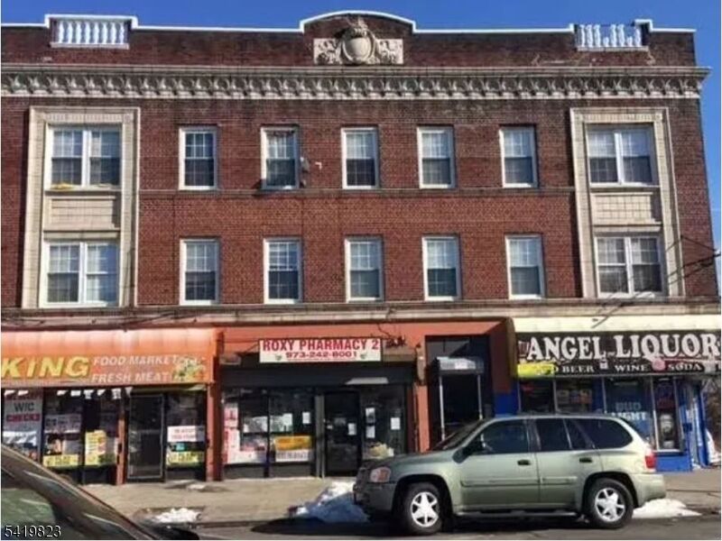 Property Photo:  632 Dr Martin Luther King J 23  NJ 07102 