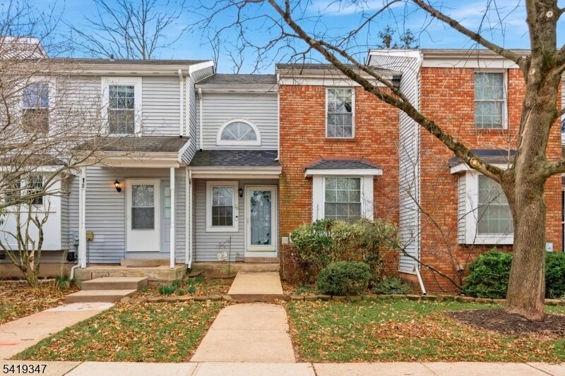 Property Photo: 20 Pond Ct NJ 08844