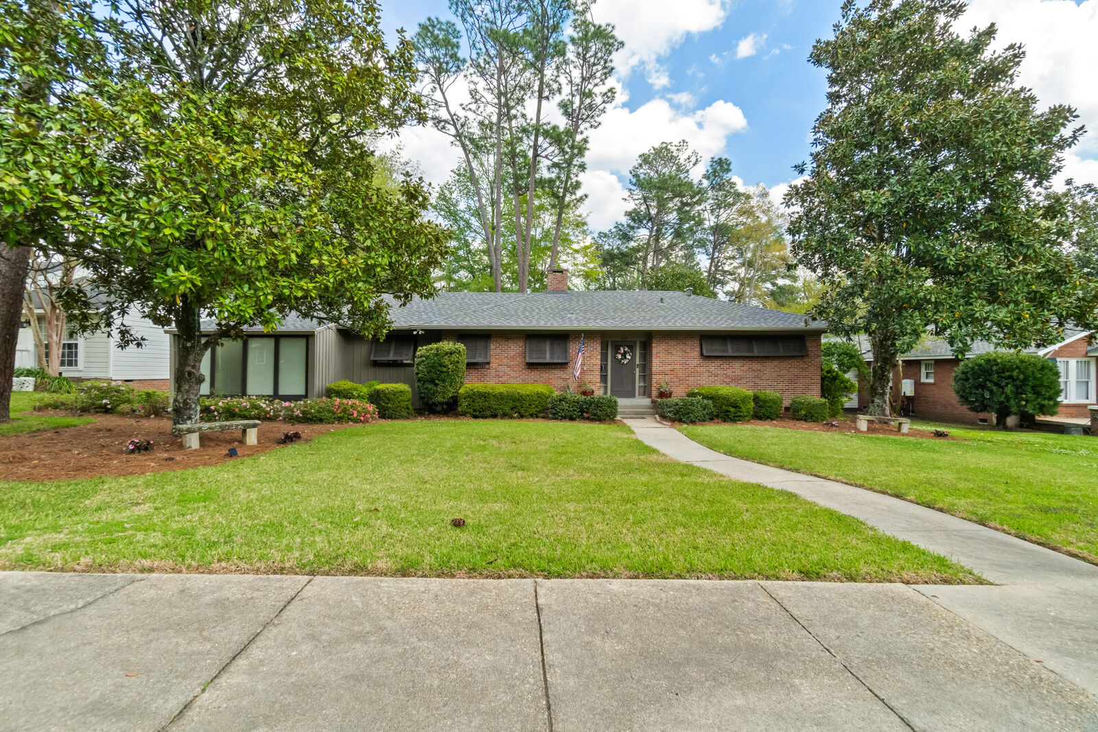 Property Photo:  320 S 22nd Ave.  MS 39401 