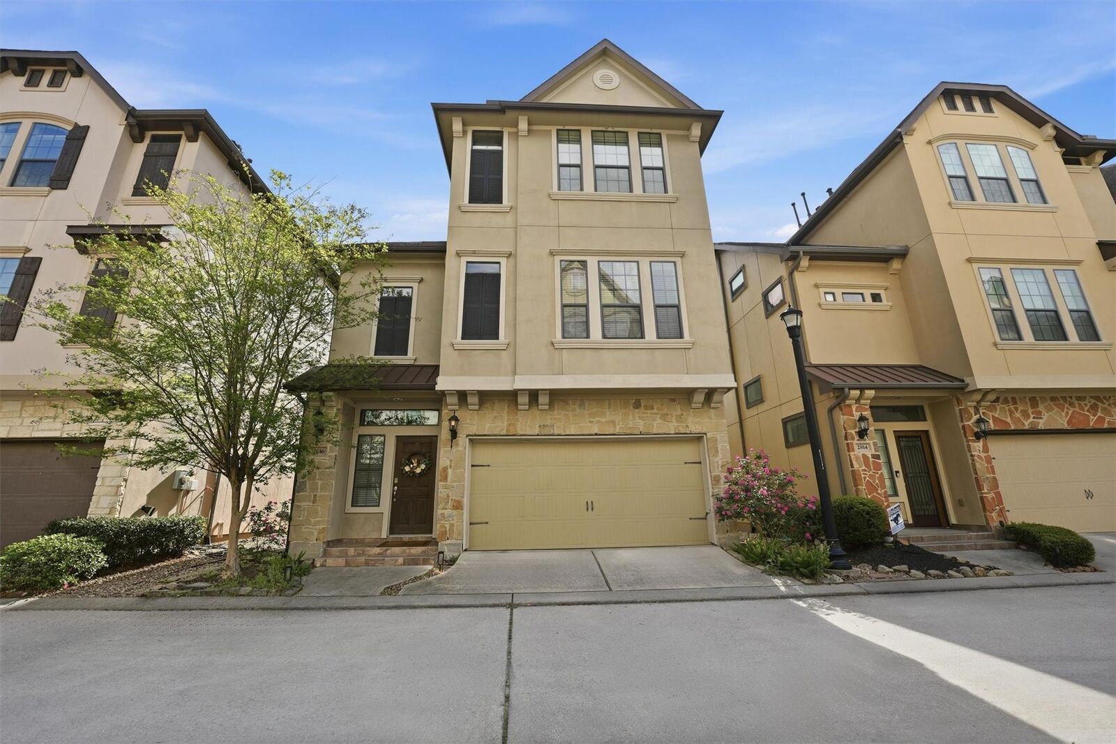 Property Photo: 2816 Kings Retreat Circle TX 77345